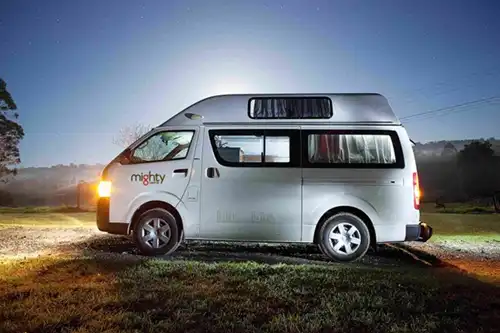 Budget camper to rent in Alice Springs